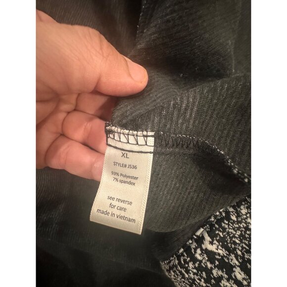 Sugar Rain Black & White Plaid Long-Sleeve Button-Down Jacket With Chest & Side - Picture 8 of 11